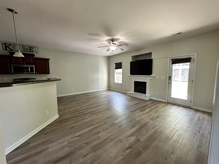 119 Landover Dr — Photo 10