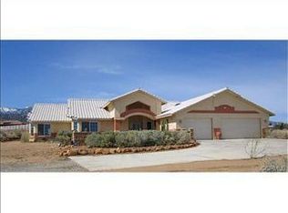 8798 Flowerfield St, Phelan, CA 92371