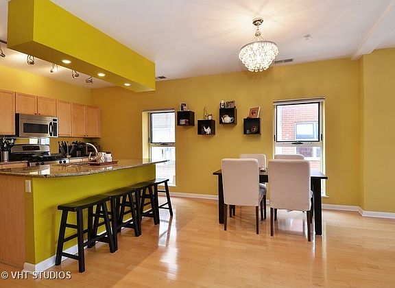 5th image of 1222 Chicago Ave APT 606