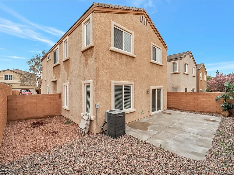 6213 Burrell Ct — Photo 18