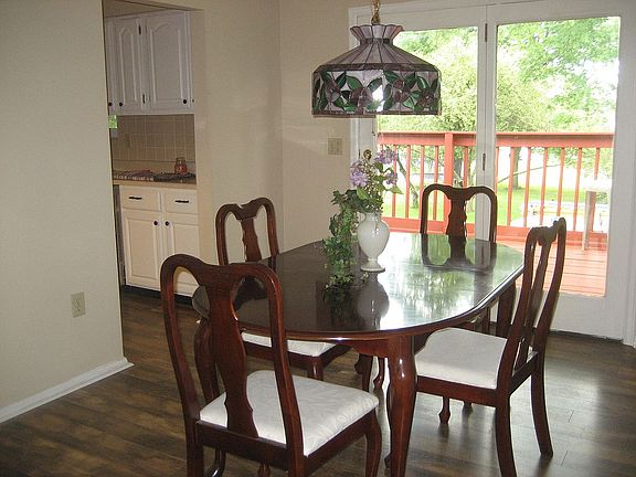 4th image of 1656 Edenwood Dr
