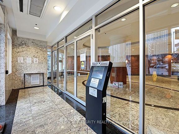 3rd image of 195 Besserer St #802