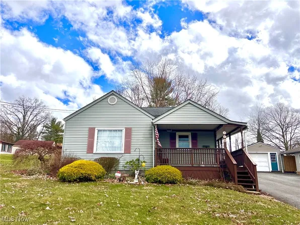 975 Vienna Ave, Niles, OH 44446