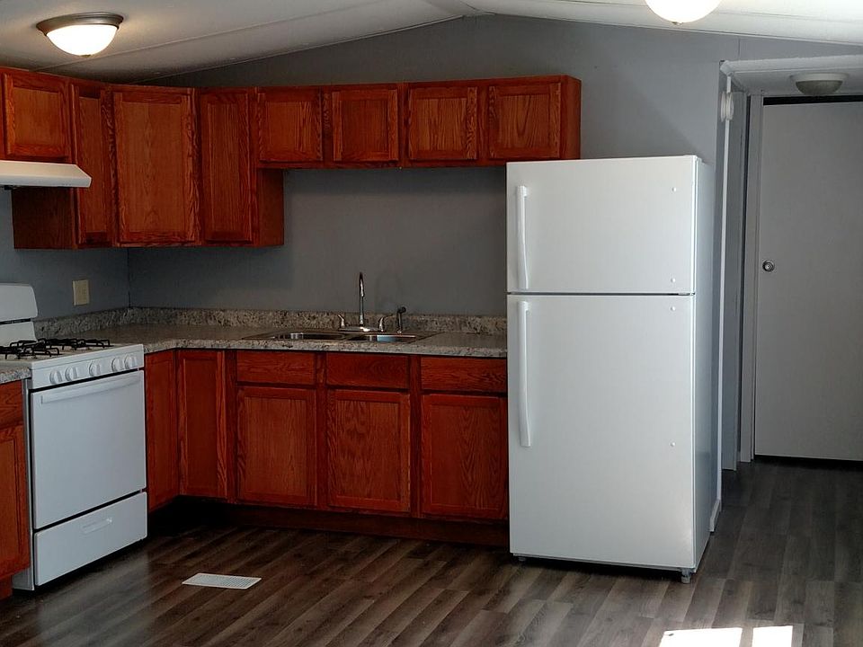 1st image of 930 W Bonny Doon Ln