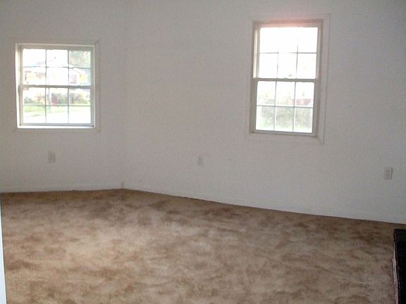 Family Room with Bay Window