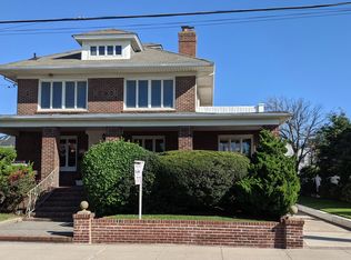 148 Beach 142nd St, Queens, NY 11694