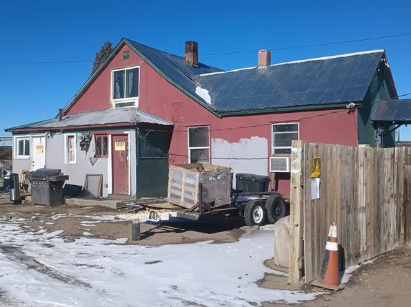 301 25th Ln, Pueblo, CO 81001