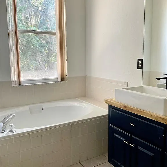 132 Golf Aire Blvd — Photo 11
