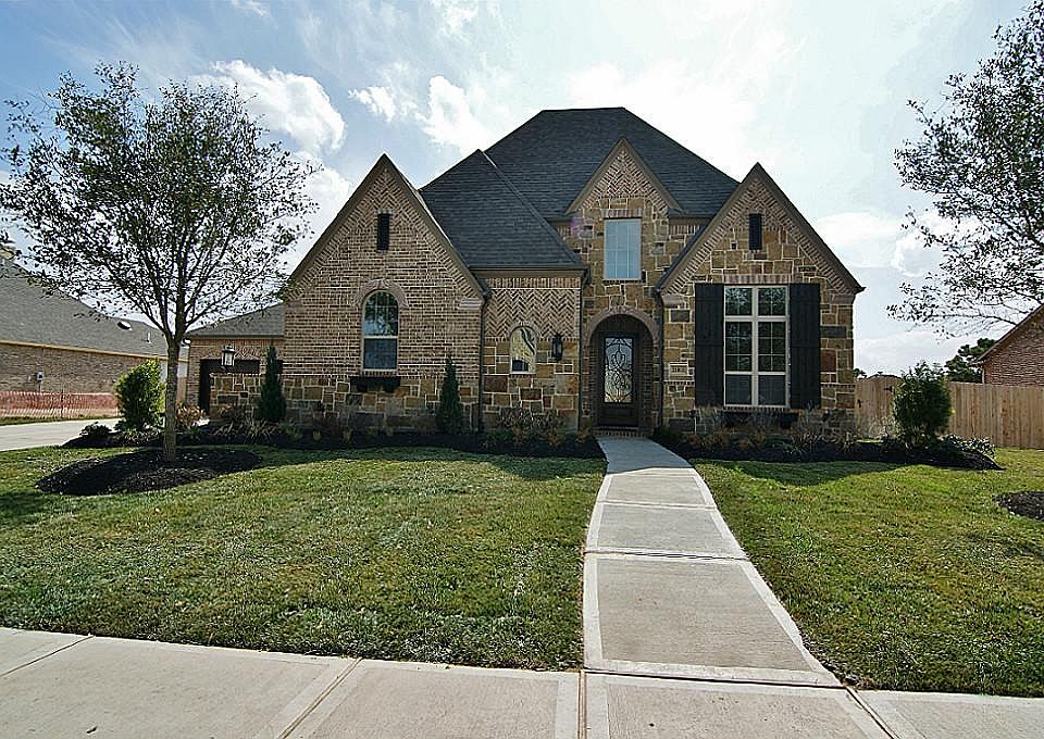 1st image of 21011 E Kelsey Creek Trl