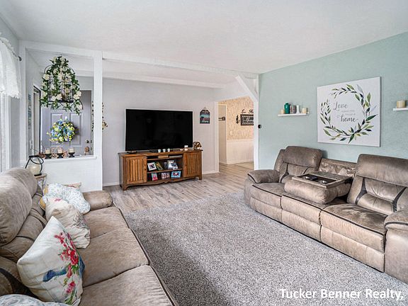 5th image of 215 McConnell Ave
