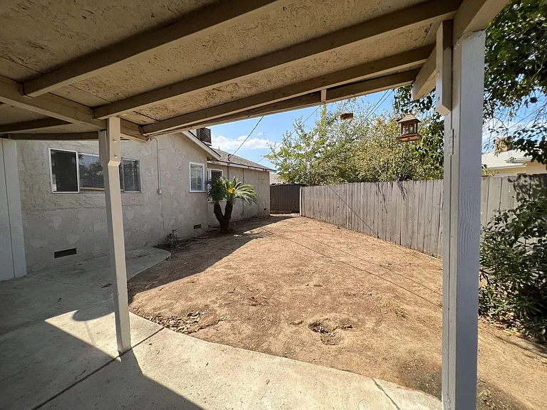210 Irene St — Photo 24