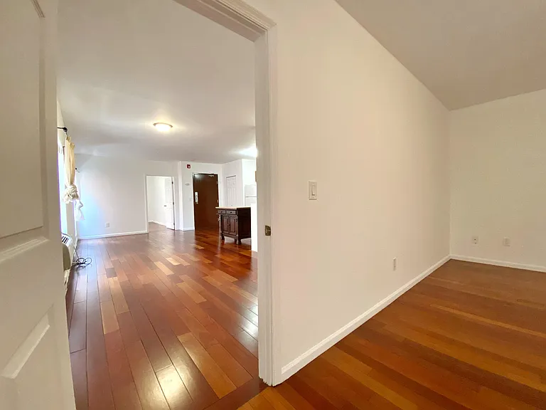 701 Chestnut St #4R — Photo 20