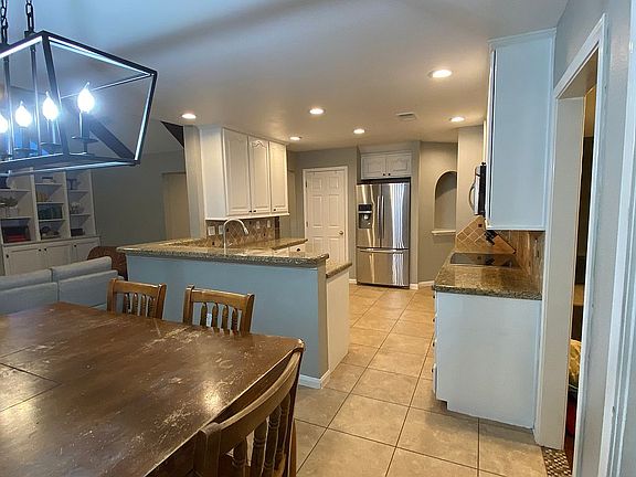 5th image of 212 Richland Dr