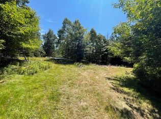 9 Ferry Road, Swans Island, ME 04685