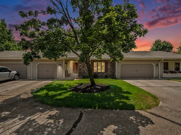 2864 Hidden View Dr SE #158, Caledonia, MI 49316