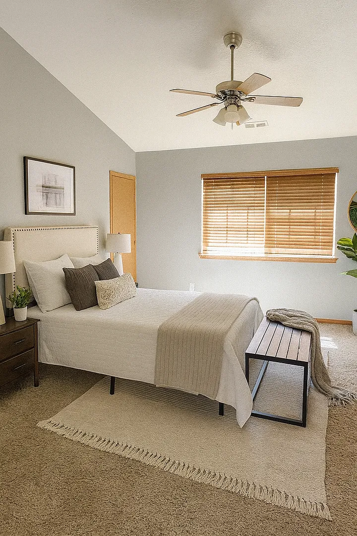 3 Bedroom 3.5 Bathroom Townhouse - Coming October — Photo 2