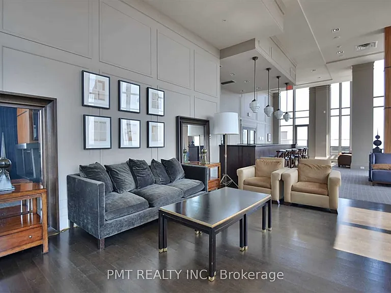 388 Prince Of Wales Dr #305 — Photo 21