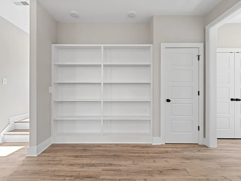 215 Summer Breeze Dr — Photo 11