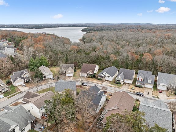 4th image of 420 Stone Chimney Ct