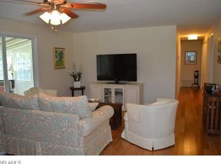 1291 Pine Ct, Naples, FL 34102