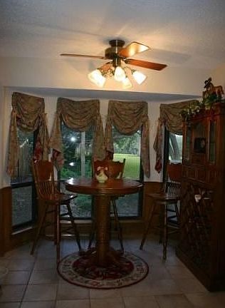 Breakfast nook