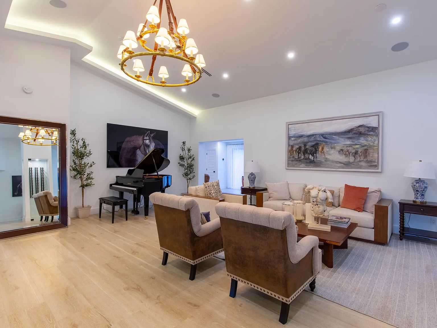 4 bed, 3.0 bath, 3254 sqft, $20,000 — Photo 4