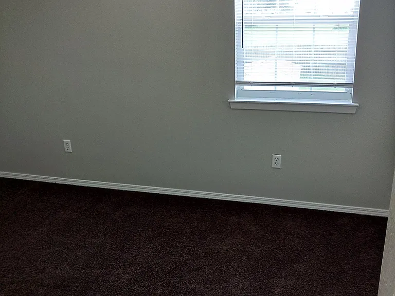 110 Omega St — Photo 9