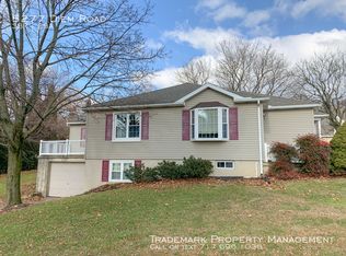 5277 Diem Rd, New Holland, PA 17557