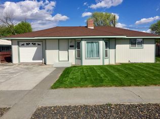 551 Canterbury Ln, Moses Lake, WA 98837