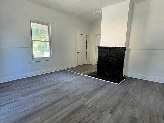 5th image of 6 Riverside St
