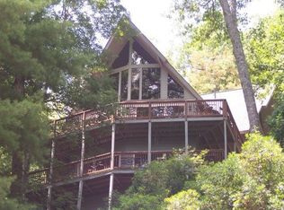 1053 Ridgepole Dr, Sky Valley, GA 30537