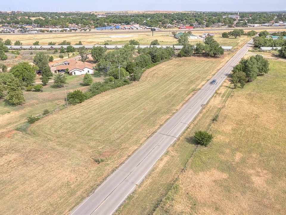 2nd image of Schneberger Ln