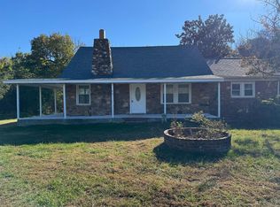 965 Hodges Farm Rd, Martinsville, VA 24112