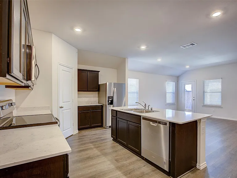 2912 Wooten Trl — Photo 12