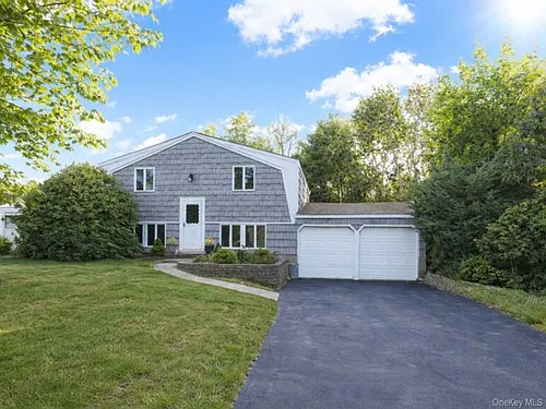 44 University Heights Dr Photo 1