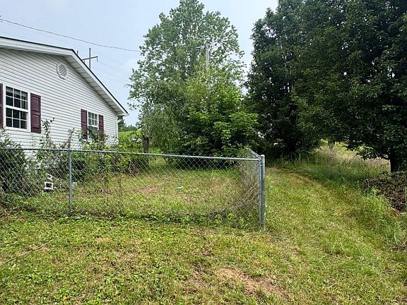 3rd image of 270 Jackson Dr