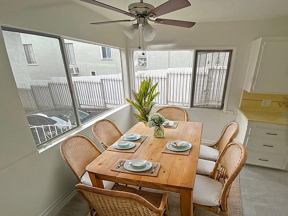3rd image of 953 N Vendome St #4