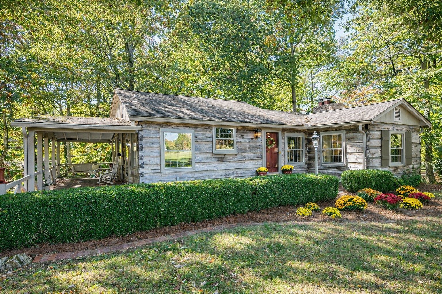 2972 Old Greenbrier Pike, Greenbrier, TN 37073 | Zillow
