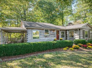 2972 Old Greenbrier Pike, Greenbrier, TN 37073