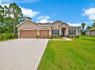 5943 NW Cowry St, Port Saint Lucie, FL 34986