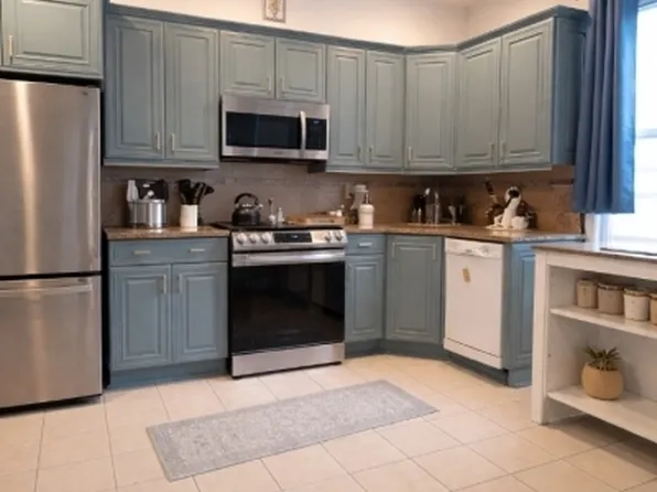 382-384 Belleville Ave #2L, Belleville, NJ 07109