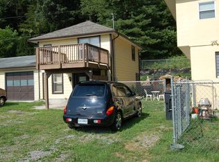 6183 Bent Mountain Rd, Roanoke, VA 24018