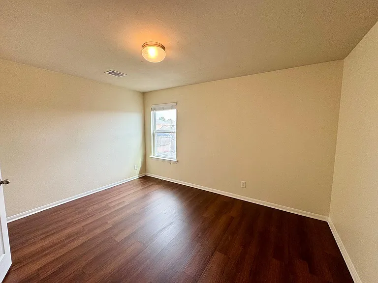 8230 Polaris Point Ln — Photo 18
