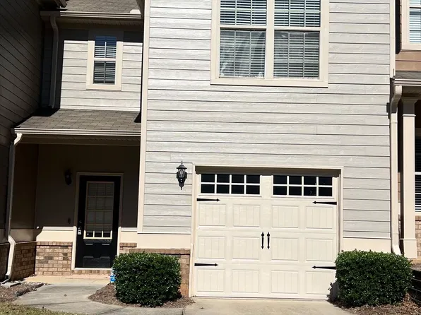 2378 Capella Cir SW, Atlanta, GA 30331
