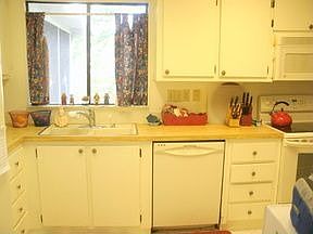 4th image of 206 Bangkok Island Ln