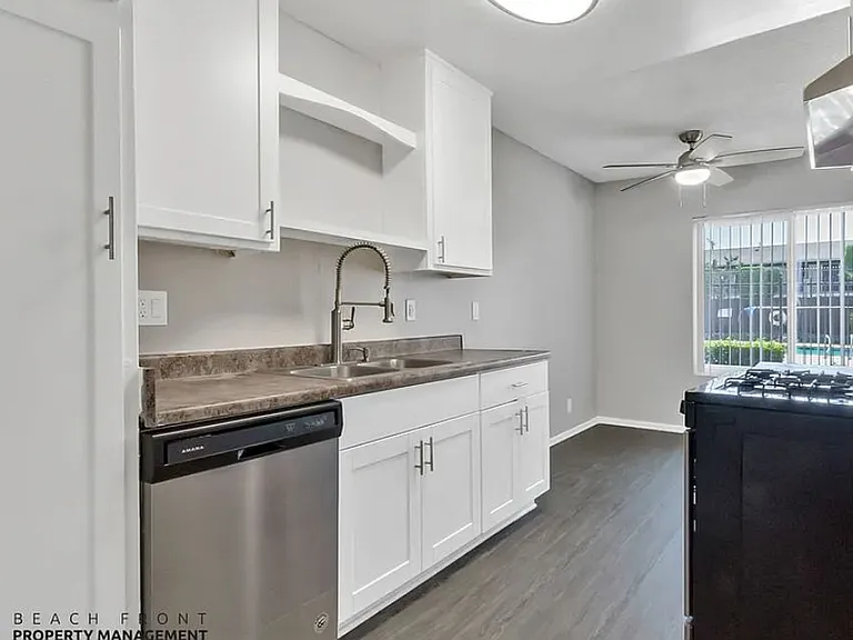 930 N. Unruh Avenue — Photo 31