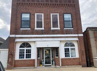 20 N Wisconsin St #6, Darien, WI 53114