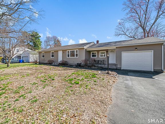 4th image of 89 Steele Road