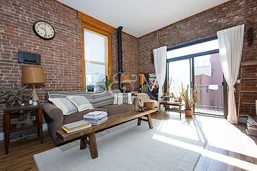 Rented by Brick&Mortar