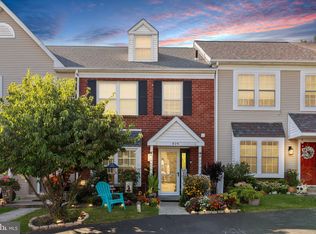 419 Snowflake Cir, Norristown, PA 19403